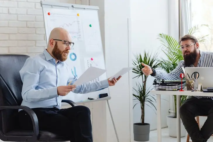 How much do brokers charge to sell a business?
