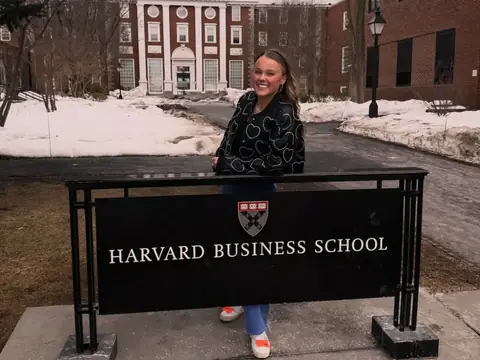 “Truly Unforgettable:” Jojo Siwa’s Powerful Speech at Harvard Business School