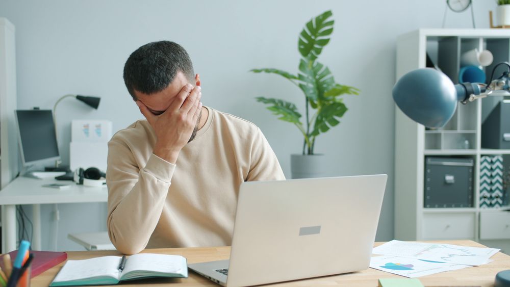Reasons Why You Should Think Twice Before Quitting Your Stable Job